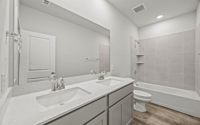 413 Llano Lane, Red Oak, TX 75154, 3 Habitaciones Habitaciones , ,3 BañosBaños,Residential,En Venta,413 Llano Lane,0,21066380