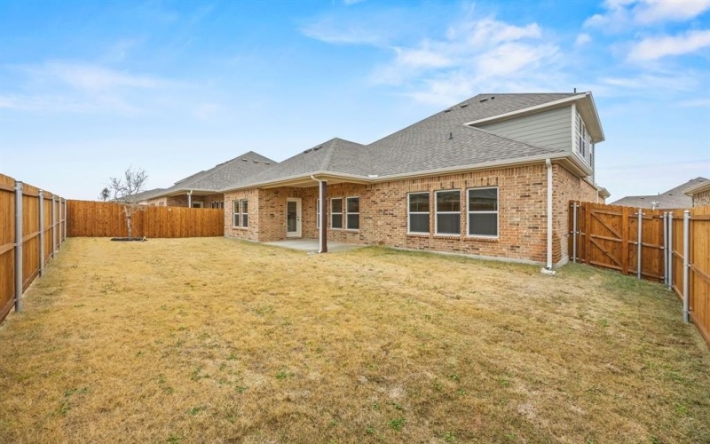 409 Llano Lane, Red Oak, TX 75154, 4 Habitaciones Habitaciones , ,3 BañosBaños,Residential,En Venta,409 Llano Lane,0,21066381