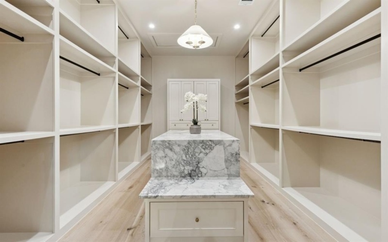 11815 Jamestown Road, Dallas, TX 75230, 6 Bedrooms Bedrooms, ,8 BathroomsBathrooms,Residential,For Sale,11815 Jamestown Road,0,21046534