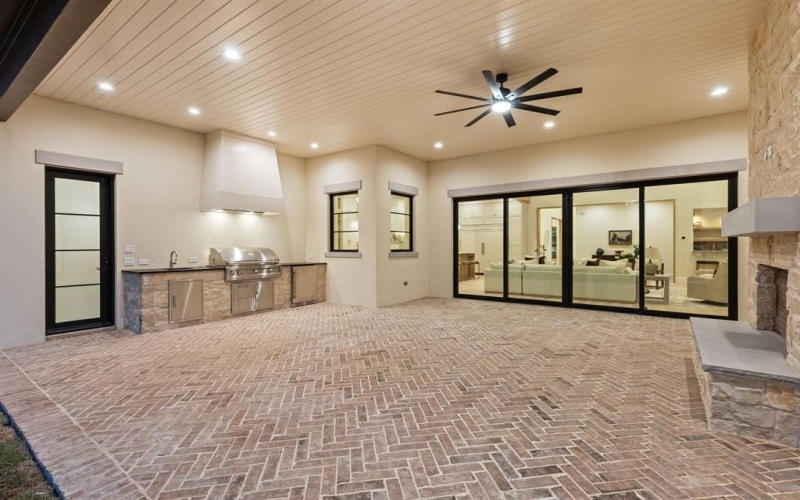11815 Jamestown Road, Dallas, TX 75230, 6 Bedrooms Bedrooms, ,8 BathroomsBathrooms,Residential,For Sale,11815 Jamestown Road,0,21046534