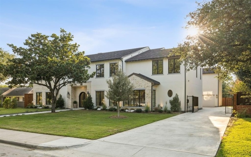 11815 Jamestown Road, Dallas, TX 75230, 6 Bedrooms Bedrooms, ,8 BathroomsBathrooms,Residential,For Sale,11815 Jamestown Road,0,21046534