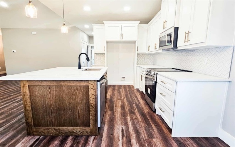 1701 Cathey Drive, Denison, TX 75020, 4 Habitaciones Habitaciones , ,3 BañosBaños,Residential,En Venta,1701 Cathey Drive,0,21063187