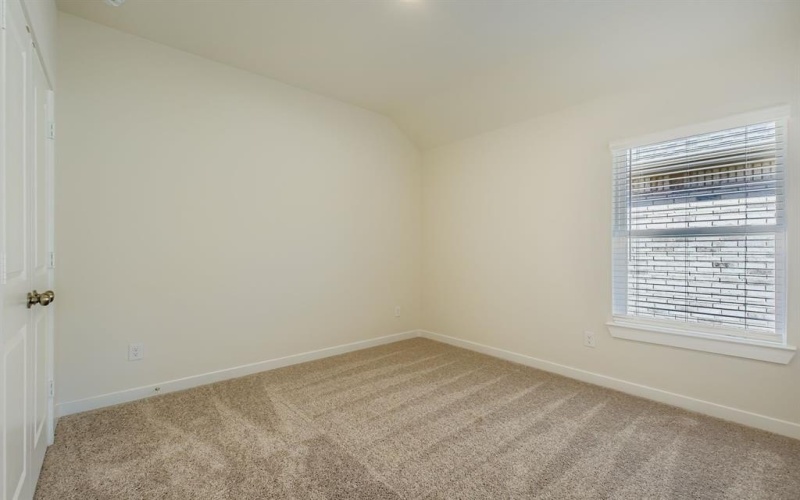 326 Amberville Drive, Red Oak, TX 75154, 3 Bedrooms Bedrooms, ,2 BathroomsBathrooms,Residential,For Sale,326 Amberville Drive,0,21066375