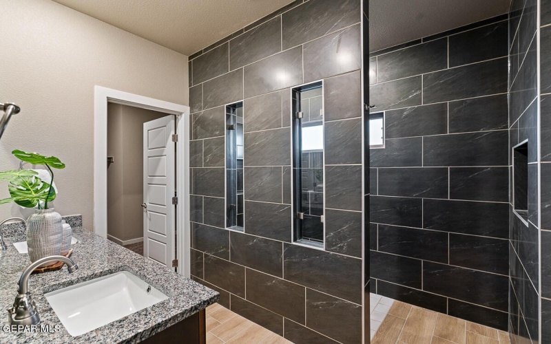 12904 Tatenhill Drive, El Paso, TX 79928, 4 Bedrooms Bedrooms, ,1 BathroomBathrooms,Residential,For Sale,12904 Tatenhill Drive,921209