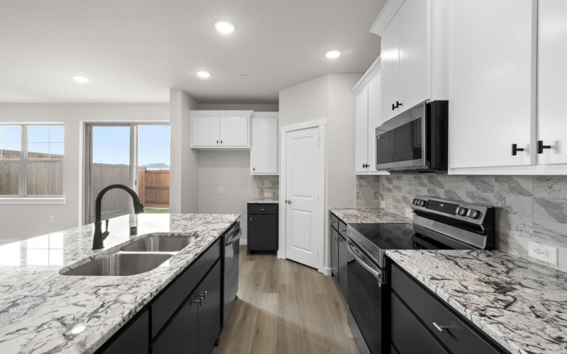 4615 Hawks Trail, Oak Point, TX 75068, 3 Bedrooms Bedrooms, ,2 BathroomsBathrooms,Residential,For Sale,4615 Hawks Trail,0,21067299