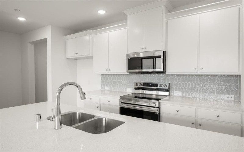 4611 Hawks Trail, Oak Point, TX 75068, 3 Bedrooms Bedrooms, ,2 BathroomsBathrooms,Residential,For Sale,4611 Hawks Trail,0,21067305