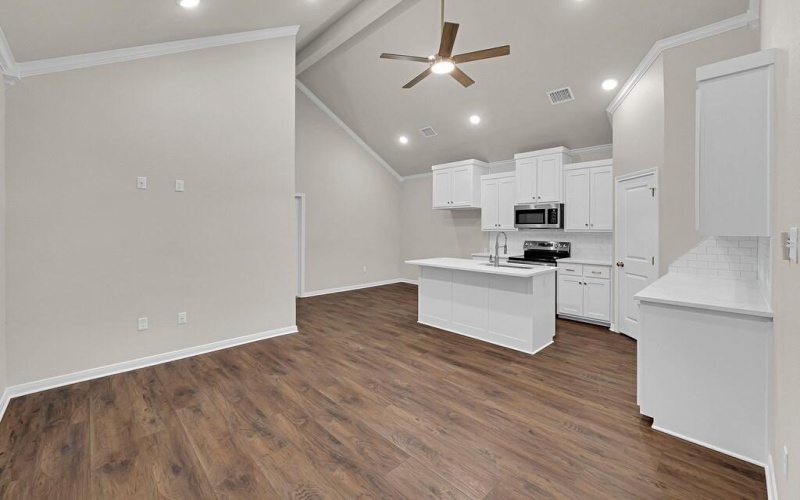 124 Morris Court, McGregor, TX 76657, 2 Habitaciones Habitaciones , ,2 BañosBaños,Residential,En Venta,124 Morris Court,0,228234