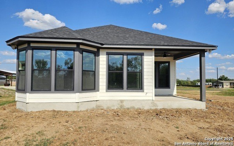 16123 Vaquero Dr, Atascosa, TX 78002, 4 Habitaciones Habitaciones , ,2 BañosBaños,Residential,En Venta,16123 Vaquero Dr,0,1909733