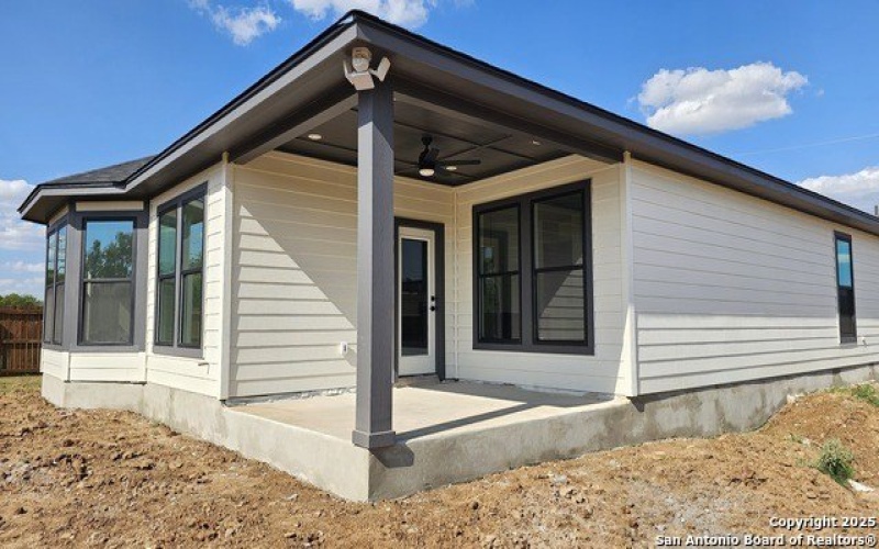 16123 Vaquero Dr, Atascosa, TX 78002, 4 Habitaciones Habitaciones , ,2 BañosBaños,Residential,En Venta,16123 Vaquero Dr,0,1909733