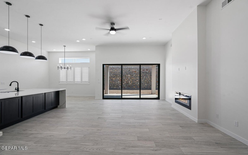288 EMERALD DUST Place, El Paso, TX 79928, 4 Bedrooms Bedrooms, ,3 BathroomsBathrooms,Residential,For Sale,288 EMERALD DUST Place,921219