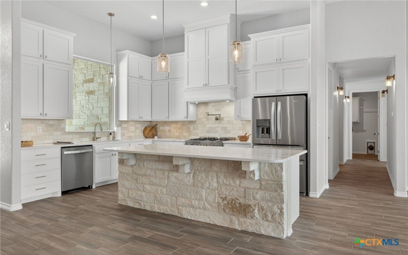 169 Longwood, New Braunfels, TX 78132, 4 Bedrooms Bedrooms, ,3 BathroomsBathrooms,Residential,For Sale,169 Longwood,0,593438