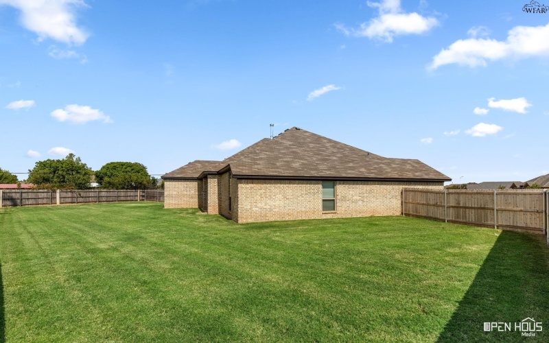 6034 OAKMONT DRIVE, Wichita Falls, TX 76310, 4 Bedrooms Bedrooms, ,2 BathroomsBathrooms,Residential,For Sale,6034 OAKMONT DRIVE,0,180456