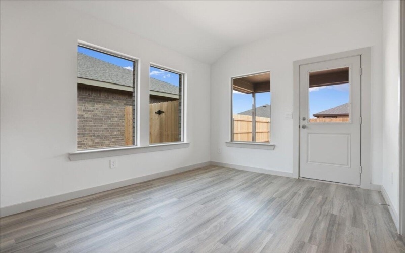 7325 9th Street, Lubbock, TX 79416, 3 Habitaciones Habitaciones , ,2 BañosBaños,Residential,En Venta,7325 9th Street,0,202560939