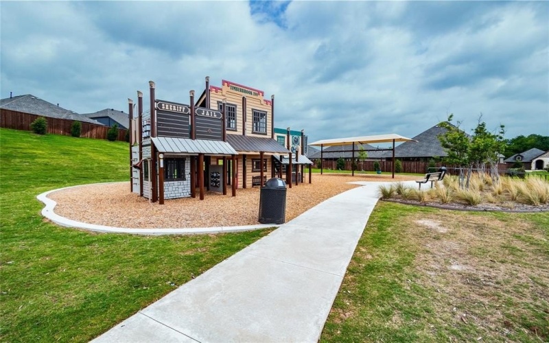 1028 Moss Grove Trail, Justin, TX 76247, 5 Habitaciones Habitaciones , ,5 BañosBaños,Residential,En Venta,1028 Moss Grove Trail,0,21039217