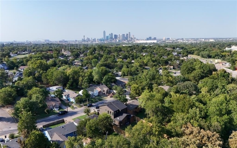 1510 E Waco Avenue, Dallas, TX 75216, 4 Habitaciones Habitaciones , ,5 BañosBaños,Residential,En Venta,1510 E Waco Avenue,0,21057879