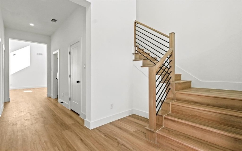 1510 E Waco Avenue, Dallas, TX 75216, 4 Habitaciones Habitaciones , ,5 BañosBaños,Residential,En Venta,1510 E Waco Avenue,0,21057879