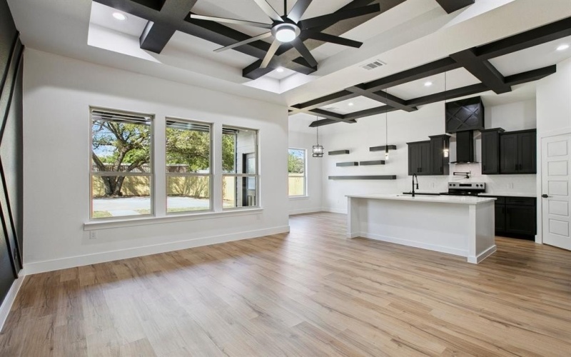 1213 E Butler Street, Fort Worth, TX 76115, 4 Habitaciones Habitaciones , ,2 BañosBaños,Residential,En Venta,1213 E Butler Street,0,21058375
