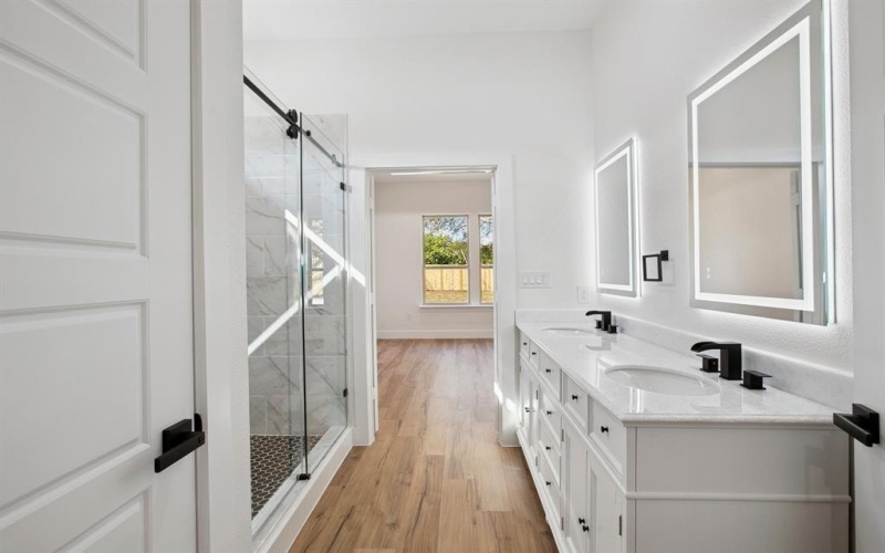 1213 E Butler Street, Fort Worth, TX 76115, 4 Habitaciones Habitaciones , ,2 BañosBaños,Residential,En Venta,1213 E Butler Street,0,21058375