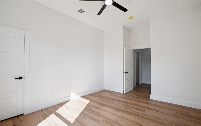 1213 E Butler Street, Fort Worth, TX 76115, 4 Habitaciones Habitaciones , ,2 BañosBaños,Residential,En Venta,1213 E Butler Street,0,21058375