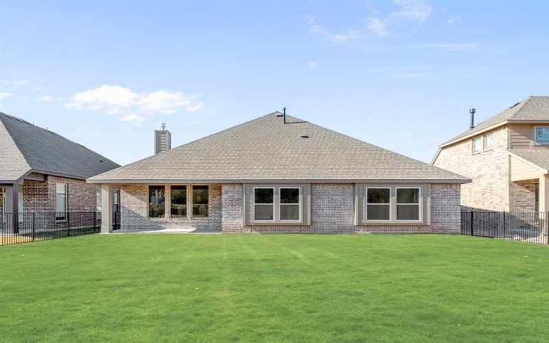 355 Paddle Boat Drive, Granbury, TX 76049, 3 Bedrooms Bedrooms, ,2 BathroomsBathrooms,Residential,For Sale,355 Paddle Boat Drive,0,21055246