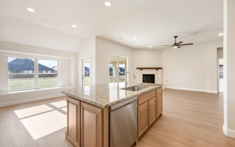 324 Bowrider Lane, Granbury, TX 76049, 3 Habitaciones Habitaciones , ,2 BañosBaños,Residential,En Venta,324 Bowrider Lane,0,21055278