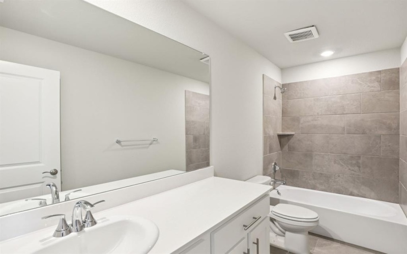 4209 Granbury Drive, Farmersville, TX 75442, 5 Bedrooms Bedrooms, ,5 BathroomsBathrooms,Residential,For Sale,4209 Granbury Drive,0,21066761