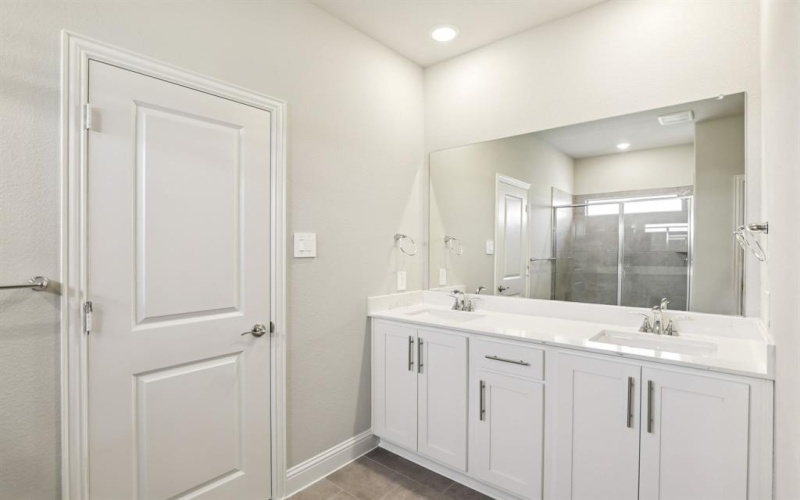 4209 Granbury Drive, Farmersville, TX 75442, 5 Bedrooms Bedrooms, ,5 BathroomsBathrooms,Residential,For Sale,4209 Granbury Drive,0,21066761