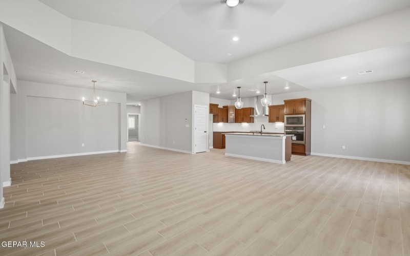 12921 Pontesbury Drive, El Paso, TX 79928, 4 Habitaciones Habitaciones , ,1 BañoBaños,Residential,En Venta,12921 Pontesbury Drive,0,921238