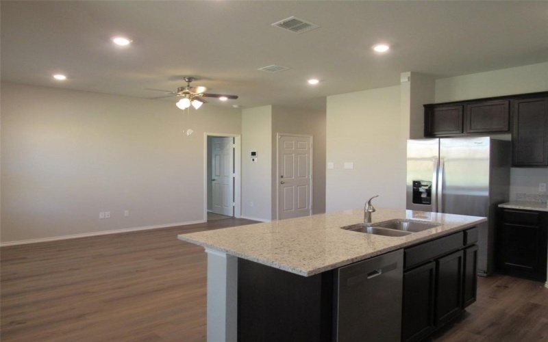 11321 Pallas Street, Waco, TX 76655, 3 Bedrooms Bedrooms, ,2 BathroomsBathrooms,Residential,For Sale,11321 Pallas Street,0,21066993