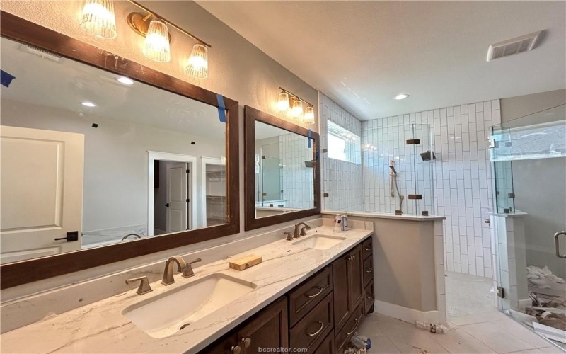 5665 Mill Water Court, Bryan, TX 77807, 4 Bedrooms Bedrooms, ,3 BathroomsBathrooms,Residential,For Sale,5665 Mill Water Court,0,25010143