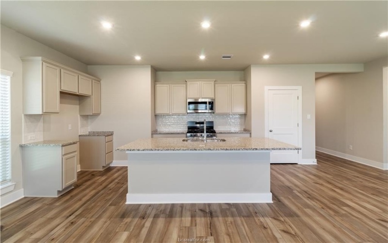 5302 Lyle Place, Bryan, TX 77807, 4 Bedrooms Bedrooms, ,2 BathroomsBathrooms,Residential,For Sale,5302 Lyle Place,0,25010150