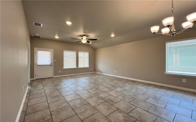 7637 Bullrider Drive, Corpus Christi, TX 78414, 3 Bedrooms Bedrooms, ,2 BathroomsBathrooms,Residential,For Sale,7637 Bullrider Drive,0,465341