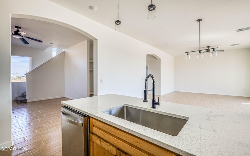 15554 MECHEM Street, El Paso, TX 79928, 4 Bedrooms Bedrooms, ,5 BathroomsBathrooms,Residential,For Sale,15554 MECHEM Street,0,930875