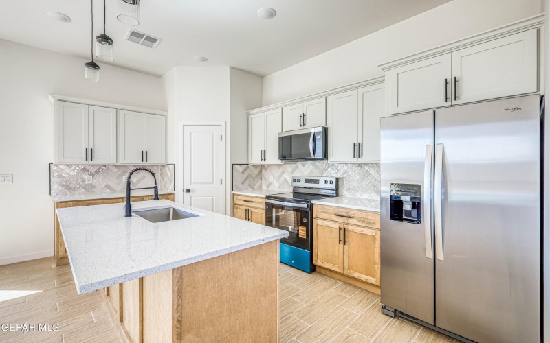 15554 MECHEM Street, El Paso, TX 79928, 4 Bedrooms Bedrooms, ,5 BathroomsBathrooms,Residential,For Sale,15554 MECHEM Street,0,930875