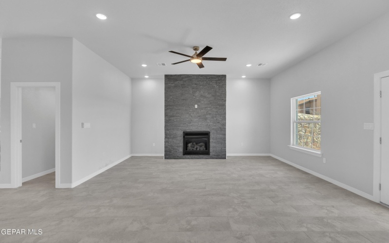 12498 PASEO AZUL Drive, El Paso, TX 79928, 3 Bedrooms Bedrooms, ,2 BathroomsBathrooms,Residential,For Sale,12498 PASEO AZUL Drive,0,930881