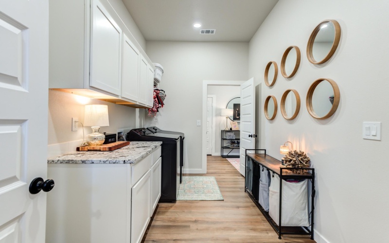 2929 138th Street, Lubbock, TX 79423, 4 Habitaciones Habitaciones , ,3 BañosBaños,Residential,En Venta,2929 138th Street,0,202560954