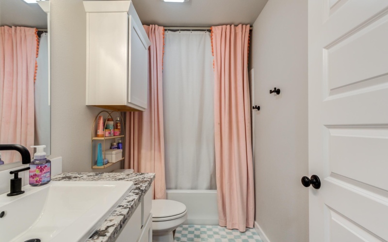 2929 138th Street, Lubbock, TX 79423, 4 Habitaciones Habitaciones , ,3 BañosBaños,Residential,En Venta,2929 138th Street,0,202560954
