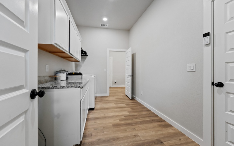 2929 137th Street, Lubbock, TX 79423, 4 Bedrooms Bedrooms, ,3 BathroomsBathrooms,Residential,For Sale,2929 137th Street,0,202560961