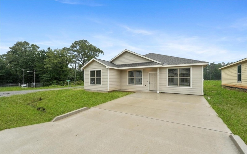 380 Byrd Drive, Lufkin, TX 75901, 4 Bedrooms Bedrooms, ,2 BathroomsBathrooms,Residential,For Sale,380 Byrd Drive,0,22501678