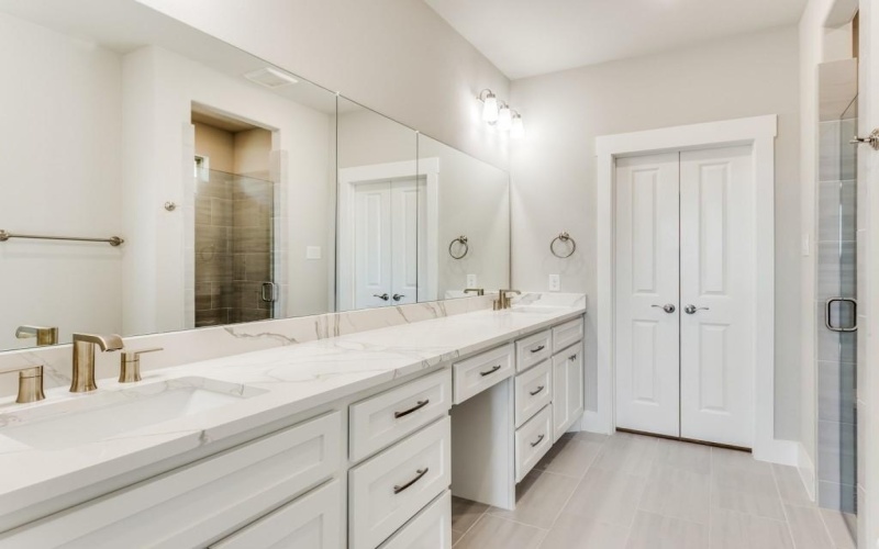 2512 Nueva Way, Mansfield, TX 76063, 2 Bedrooms Bedrooms, ,2 BathroomsBathrooms,Residential,For Sale,2512 Nueva Way,0,21067338