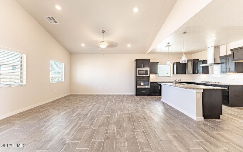 913 Pettus Place, El Paso, TX 79928, 4 Habitaciones Habitaciones , ,1 BañoBaños,Residential,En Venta,913 Pettus Place,921271
