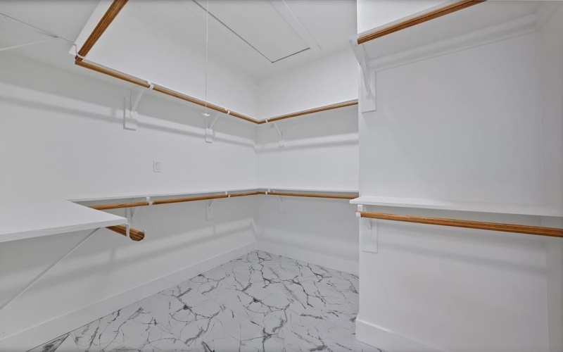 3301 Avenue H, Fort Worth, TX 76105, 3 Bedrooms Bedrooms, ,2 BathroomsBathrooms,Residential,For Sale,3301 Avenue H,0,21067370