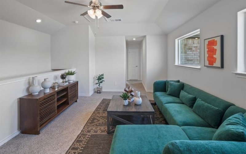 2334 Rise Ridge Road, Grand Prairie, TX 75052, 4 Habitaciones Habitaciones , ,3 BañosBaños,Residential,En Venta,2334 Rise Ridge Road,0,21067374