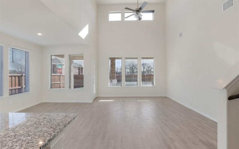 2314 Rise Ridge Road, Grand Prairie, TX 75052, 4 Habitaciones Habitaciones , ,3 BañosBaños,Residential,En Venta,2314 Rise Ridge Road,0,21067380