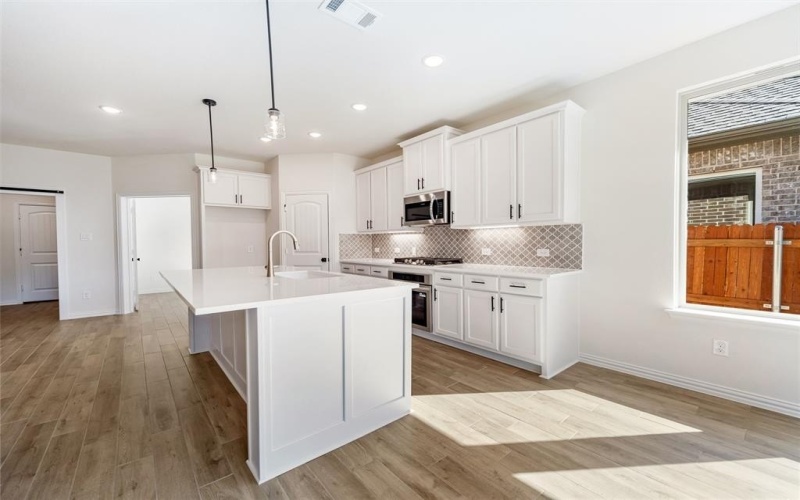 15053 Green Bluff Drive, Aledo, TX 76008, 3 Habitaciones Habitaciones , ,2 BañosBaños,Residential,En Venta,15053 Green Bluff Drive,0,21066685