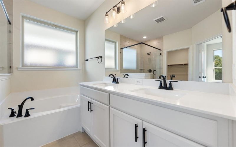 15053 Green Bluff Drive, Aledo, TX 76008, 3 Habitaciones Habitaciones , ,2 BañosBaños,Residential,En Venta,15053 Green Bluff Drive,0,21066685