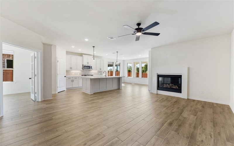 15053 Green Bluff Drive, Aledo, TX 76008, 3 Habitaciones Habitaciones , ,2 BañosBaños,Residential,En Venta,15053 Green Bluff Drive,0,21066685