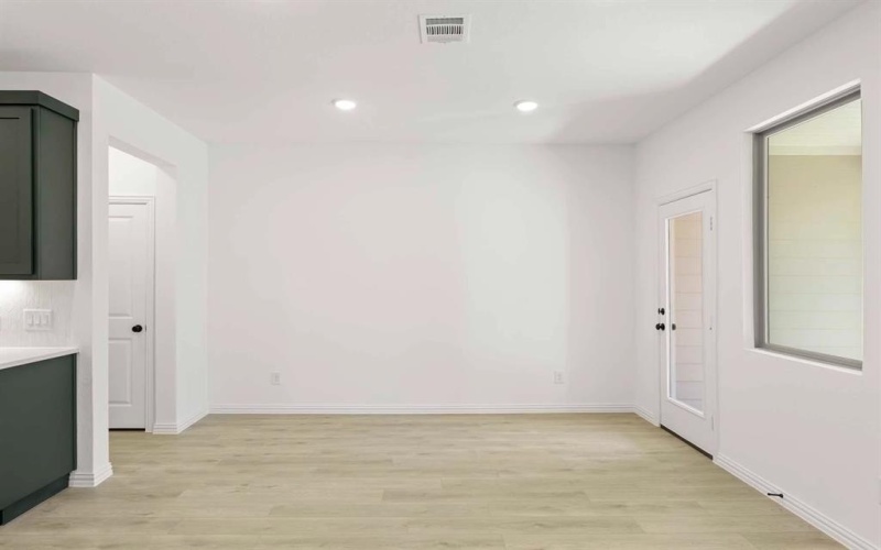 6914 Terlingua, Dallas, TX 75228, 3 Habitaciones Habitaciones , ,2 BañosBaños,Residential,En Venta,6914 Terlingua,0,21066722