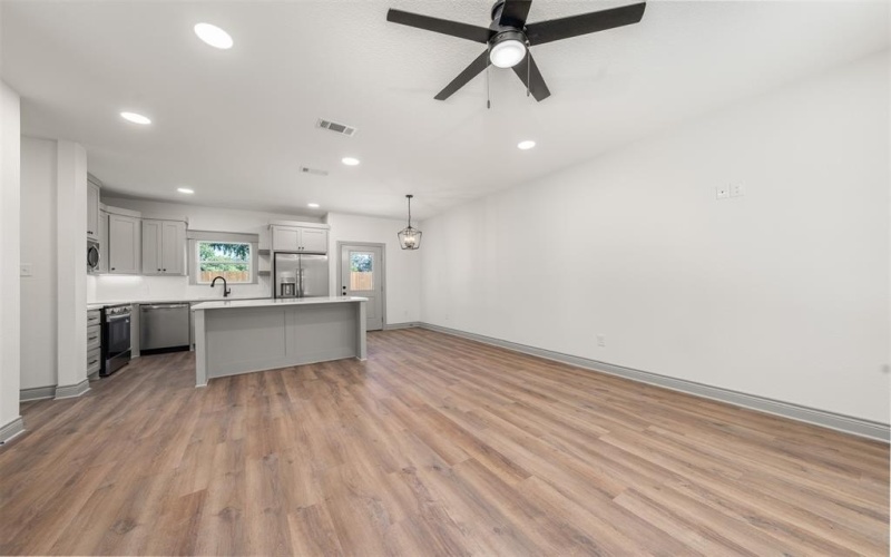 301 Live Oak Trail, Valley Mills, TX 76689, 3 Habitaciones Habitaciones , ,2 BañosBaños,Residential,En Venta,301 Live Oak Trail,0,21067660