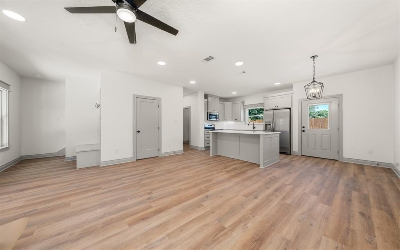 301 Live Oak Trail, Valley Mills, TX 76689, 3 Habitaciones Habitaciones , ,2 BañosBaños,Residential,En Venta,301 Live Oak Trail,0,21067660